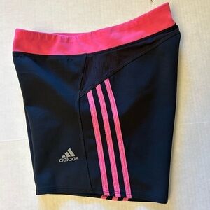 Adidas Climate Black athletic Shorts with Pink 3 strip Trim Sz-M. AA11